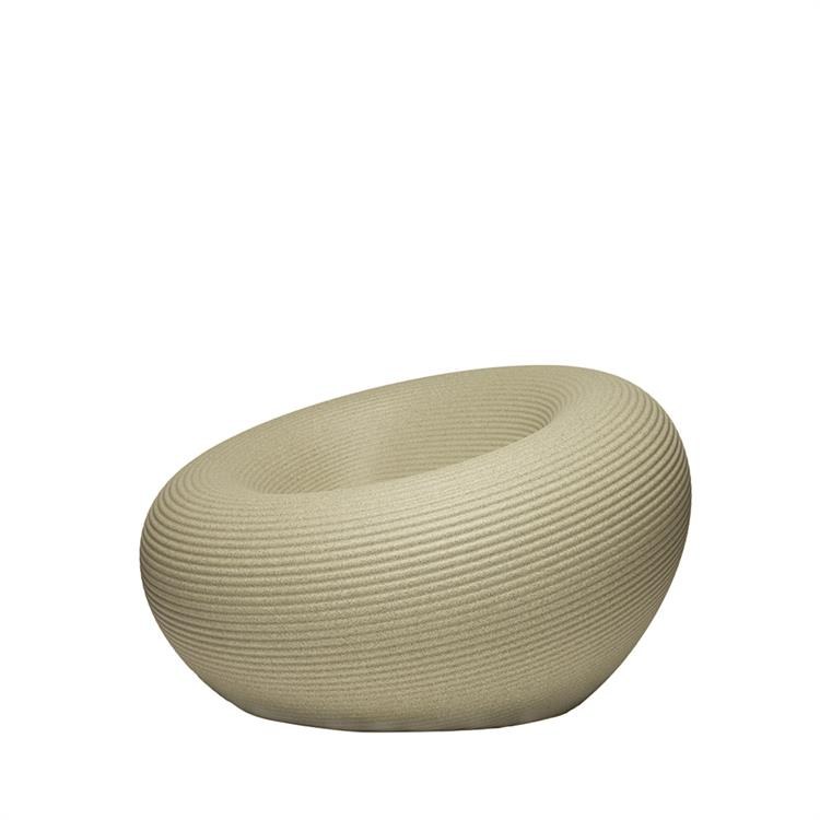 QEEBOO NAMI ARMCHAIR