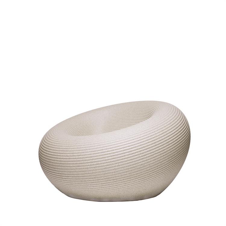 QEEBOO NAMI ARMCHAIR