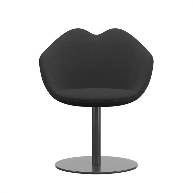 QEEBOO XOXO CHAIR FABRIC ROUND BASE