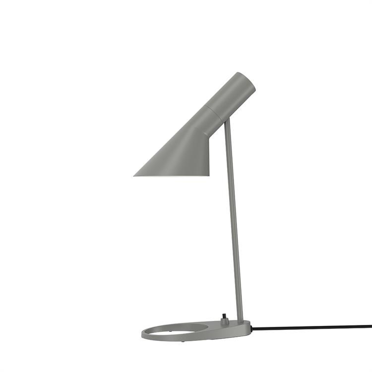LOUIS POULSEN AJ TABLE