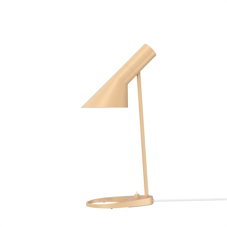 LOUIS POULSEN AJ TABLE